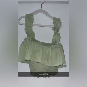 flouncy going out top